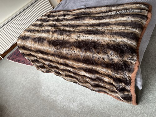 Brown chinchilla fake faux fur - brown,